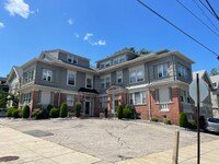 Building Photo - 144 Taber Ave