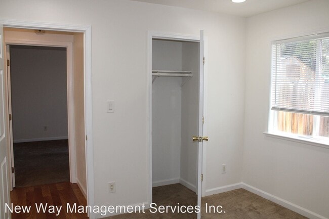 Building Photo - 5 br, 3 bath House - 209 Rossi Avenue, Unit A