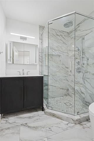 Building Photo - 12417 Quincy Ln