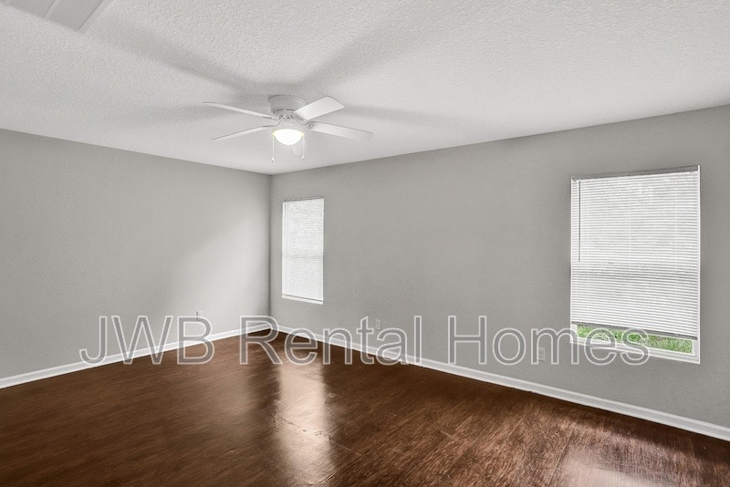 Building Photo - 12303 Harts Rd