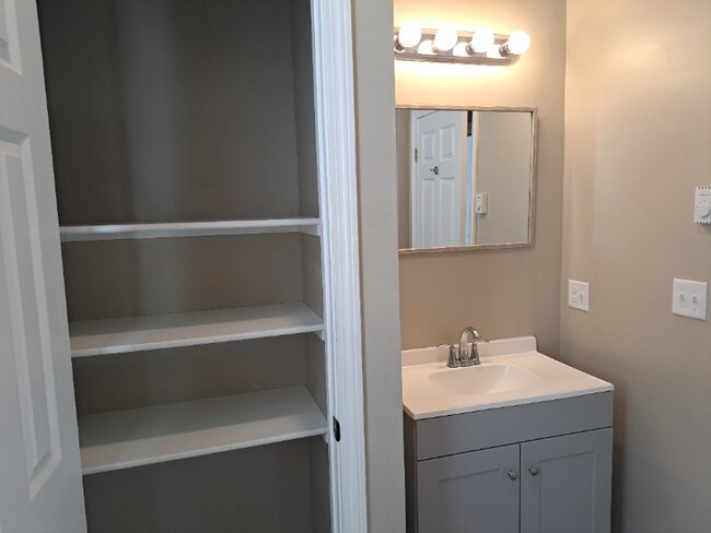 Building Photo - 8 Depot St