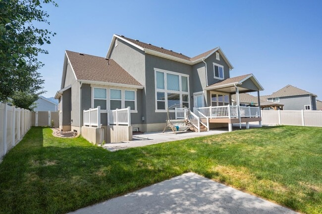 Building Photo - 2289 E 430 S