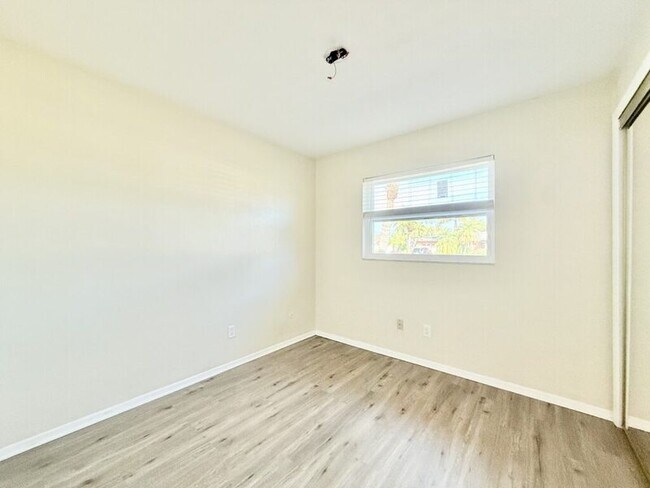 Building Photo - 13788 Montego Dr