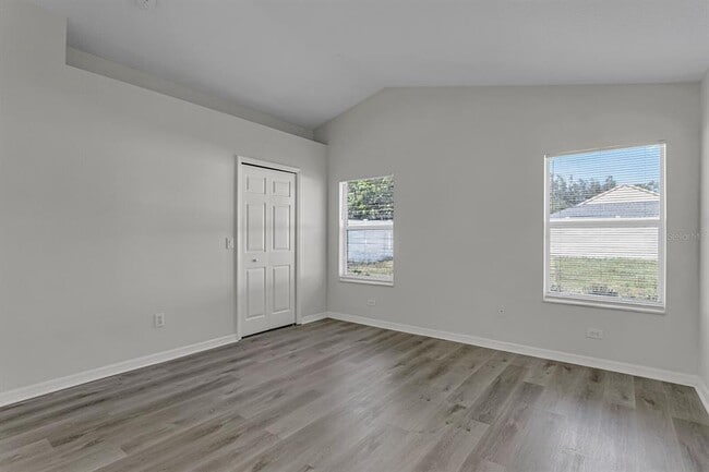 Building Photo - 15412 Montilla Loop