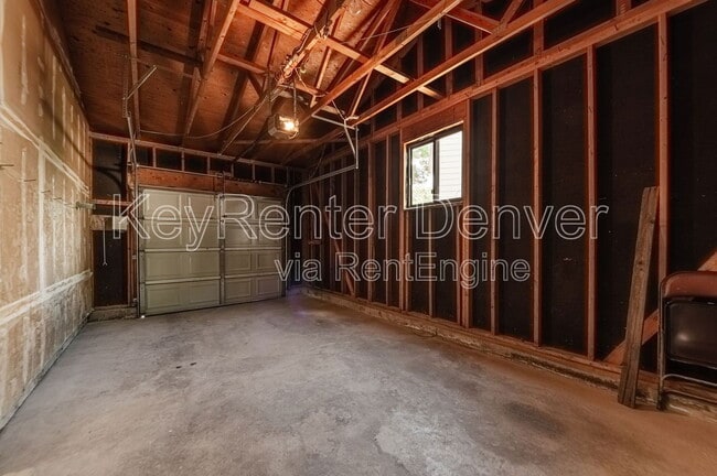 Building Photo - 10300 W 107th Ct