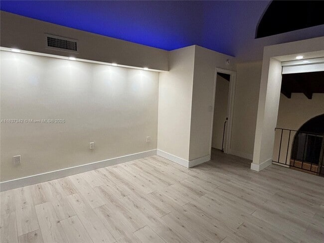 Building Photo - 9280 Biscayne Blvd