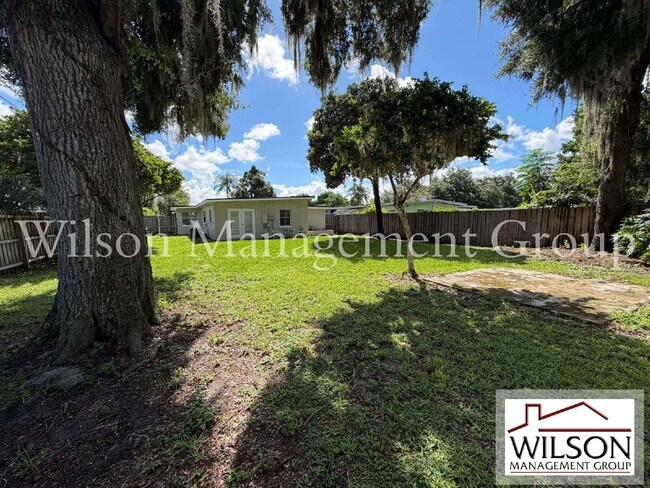 Building Photo - 4008 Montrose Ct