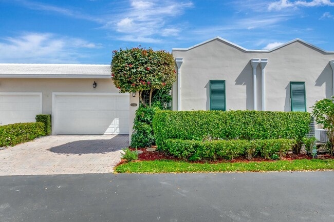 Building Photo - 17162 Bermuda Village Dr