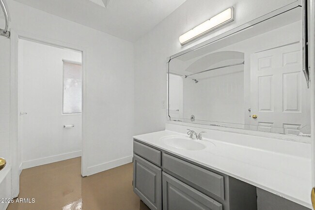 Building Photo - 16223 N 40th Pl
