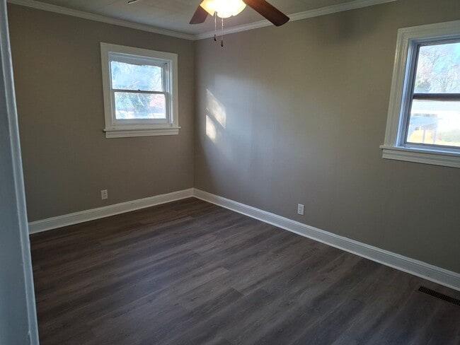 Building Photo - 3 Bedroom 1 Bathroom in the Heart of Asheboro