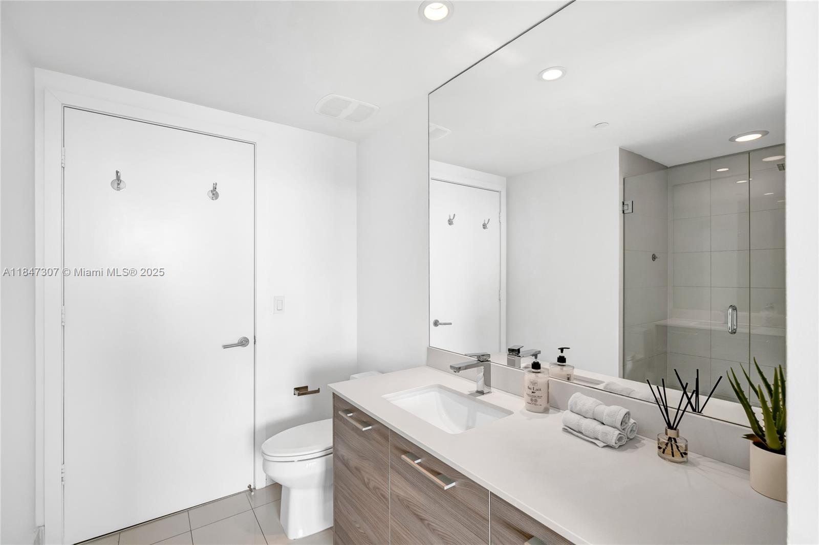 Building Photo - 1300 S Miami Ave