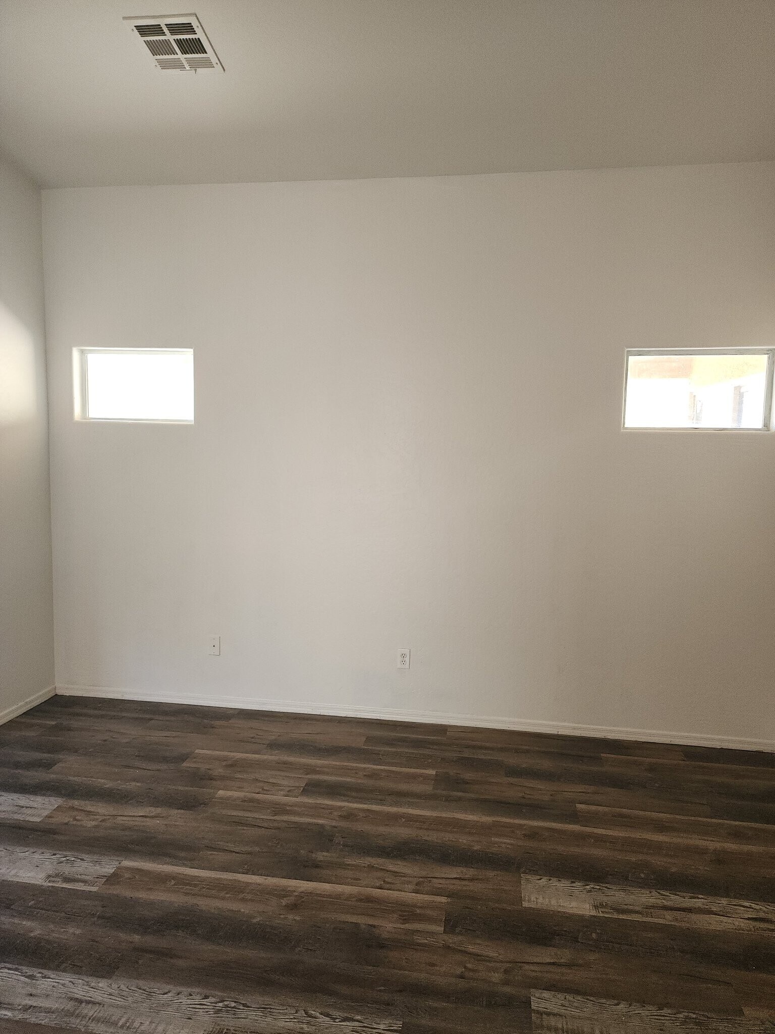 Building Photo - 36455 W Alhambra St
