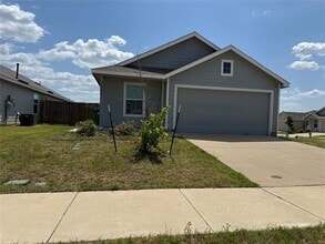 Building Photo - 2402 Hesperus Ave