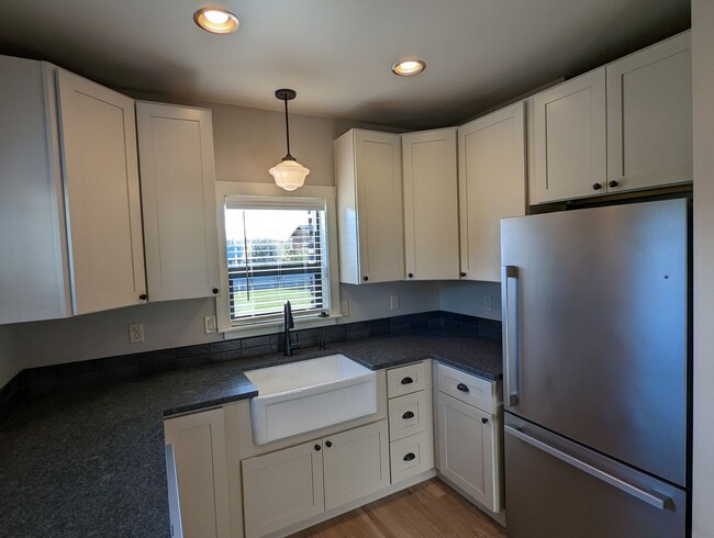 Building Photo - Beautiful 2-Bedroom, 2-Bath Newly Built Ho...