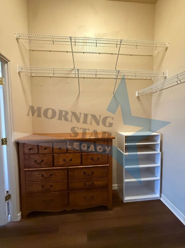 Building Photo - 3 Bedroom Energy-Efficient Home with Expansive Yard & Workshop!