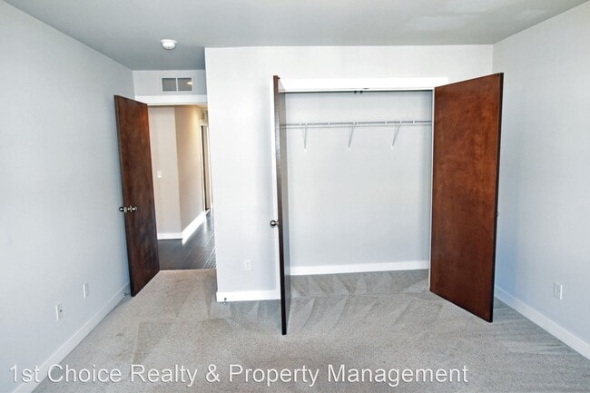 Building Photo - 3 br, 2.5 bath House - 6275 Windemere