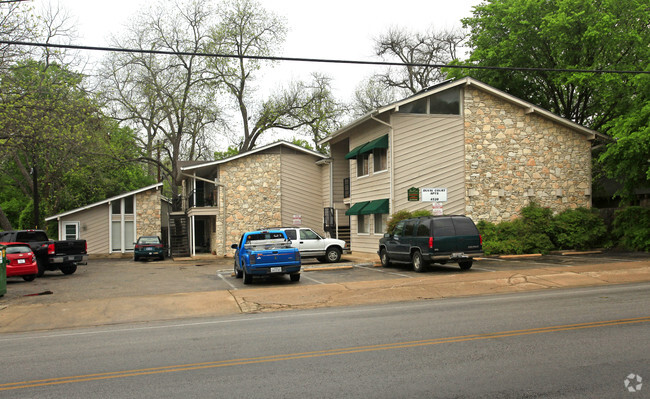 Primary Photo - Villa North Apartments