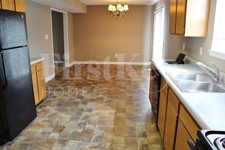 Building Photo - 107 Azalea Dr