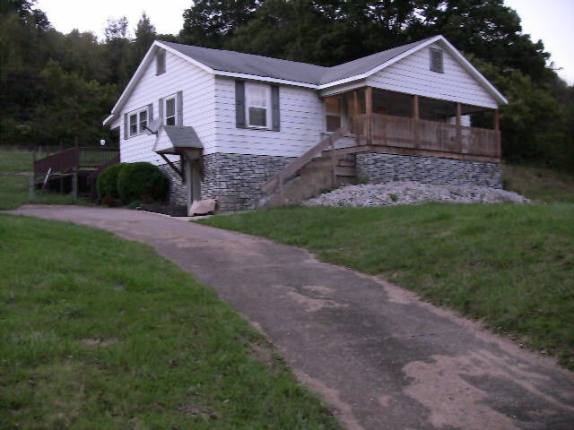 Building Photo - 101 Cochran Ln