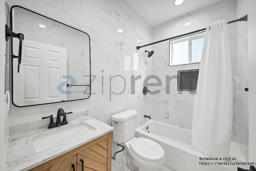 Building Photo - 4514 Ellenwood Dr