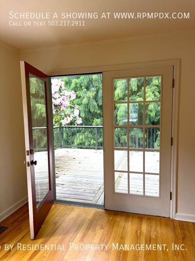 Building Photo - 1938 SW Edgewood Rd