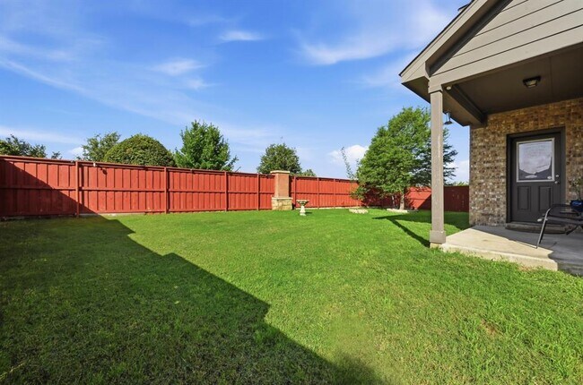 Building Photo - 294 Thornless Cir