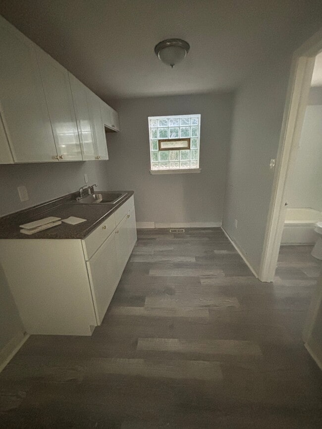 Building Photo - 14513 Milverton Rd