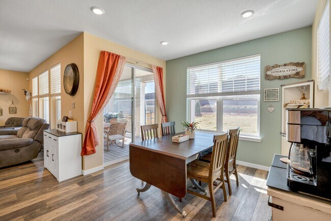Building Photo - 5 Bed 4 Bath Home in Elizabeth