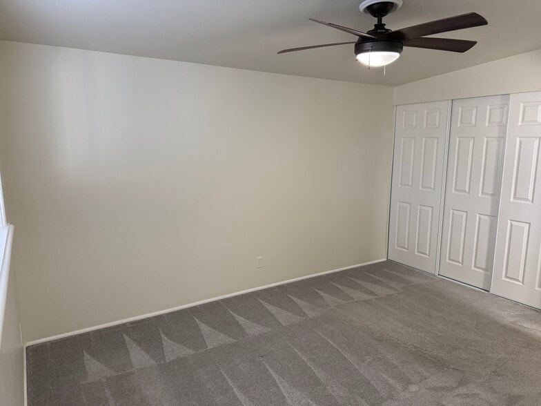 Building Photo - 5089 S 1950 W