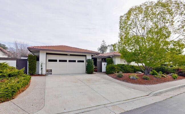 Building Photo - Wow! What a Great Home! Available Soon!