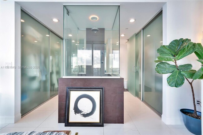 Building Photo - 1040 Biscayne Blvd