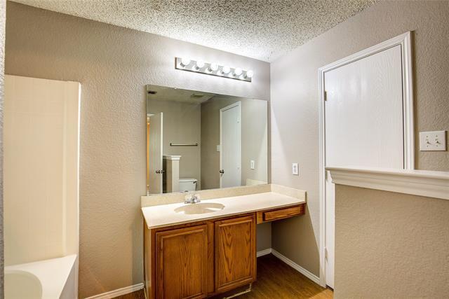 Building Photo - 2363 Laurelhill Ln