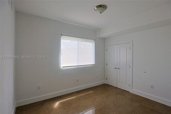 Building Photo - 7520 SW 59th St
