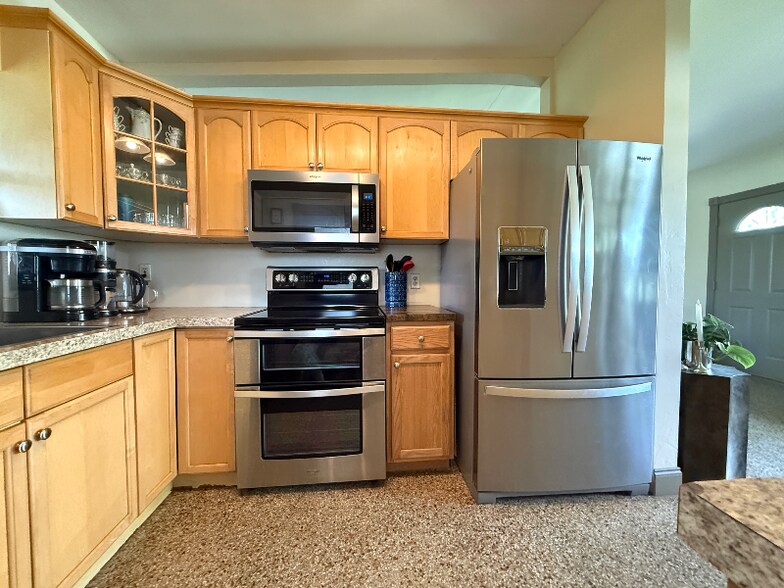 Building Photo - 712 Malone Dr