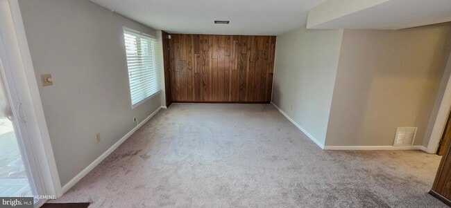 Building Photo - 5677 Phelps Luck Dr