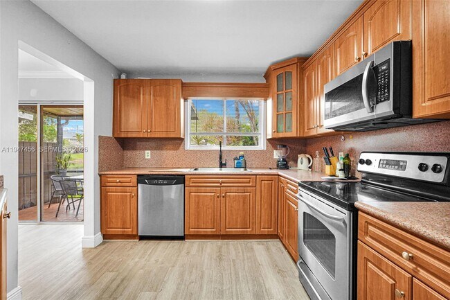 Building Photo - 2149 Discovery Cir W