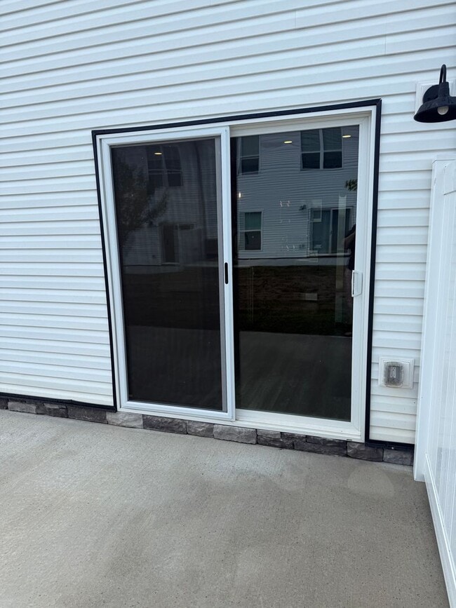 Building Photo - Welcome to your new home!