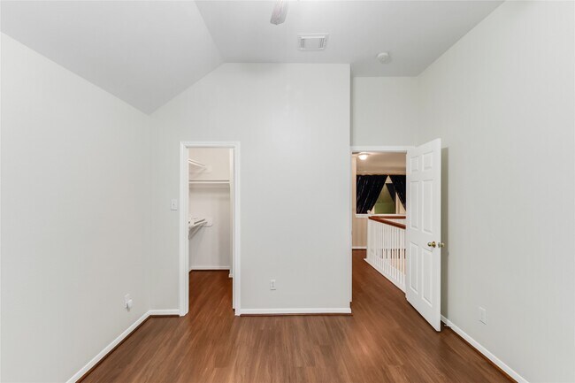 Building Photo - 3931 Shadow Trace Cir