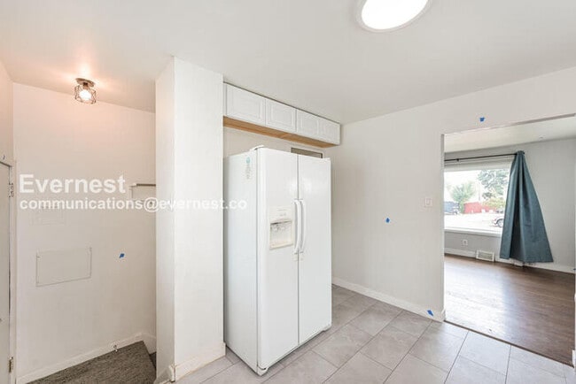 Building Photo - 1561 S Zuni St