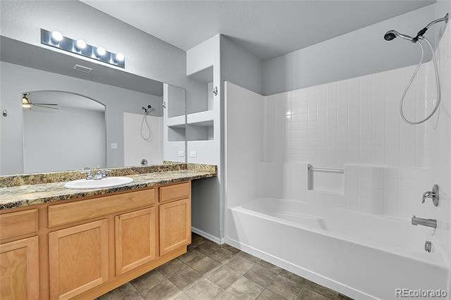 Building Photo - 4858 Kerry Lynn View