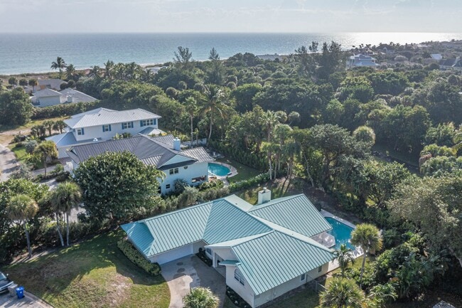 Building Photo - 2225 Silver Sands Ct