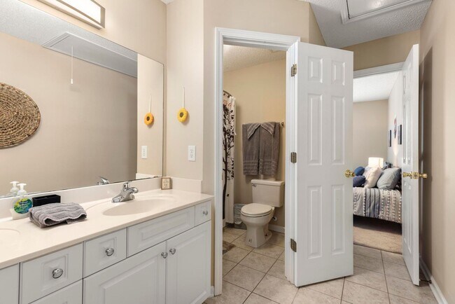 Building Photo - Victory Condominiums