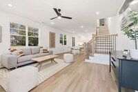 Building Photo - 1324 Van Buren Ave