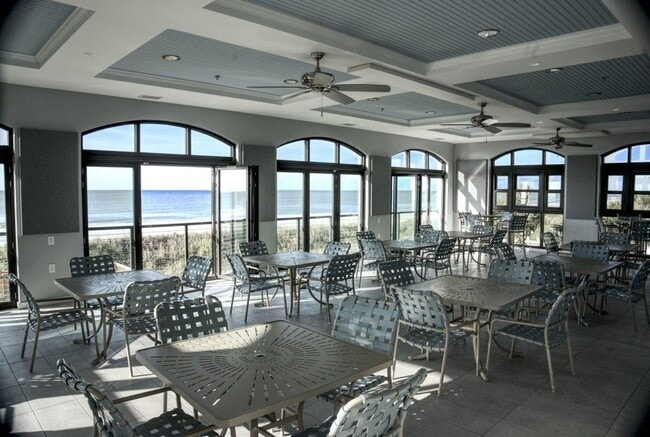 Building Photo - 5801 Oyster Catcher Dr