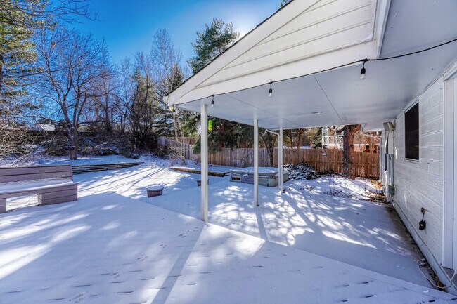 Building Photo - 7398 S Hudson Way