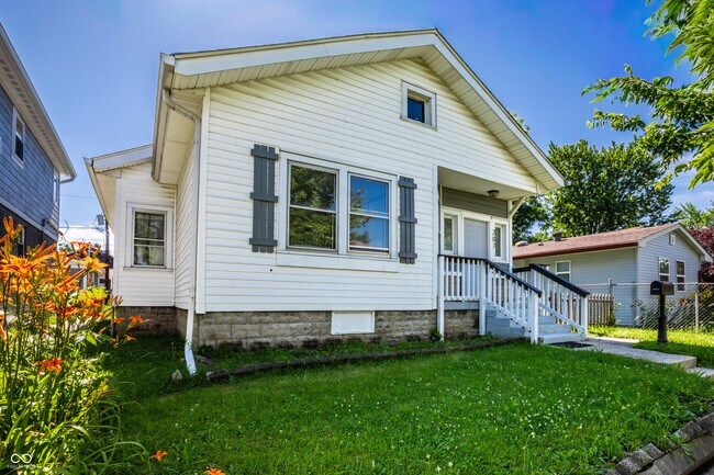 Building Photo - 207 N Hamilton Ave