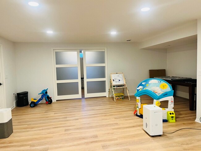 Building Photo - 1018 Ganser Dr