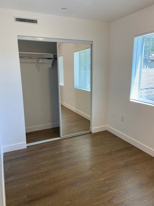 Building Photo - 11514 Emelita St