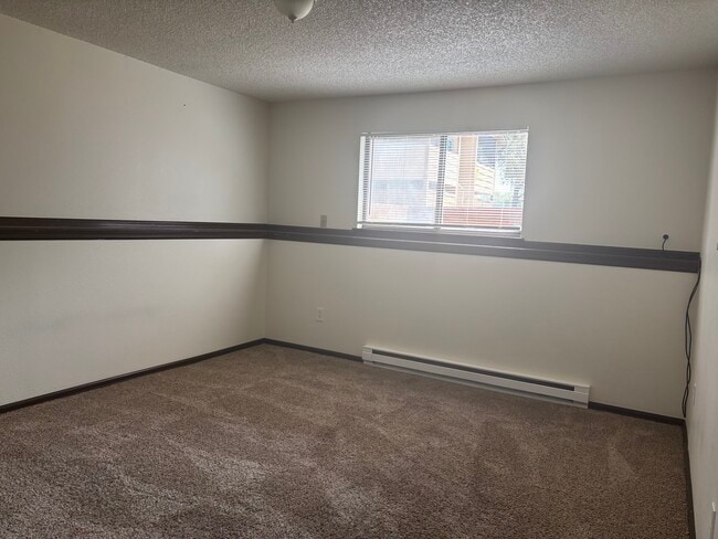 Building Photo - 114 Juniper Pl