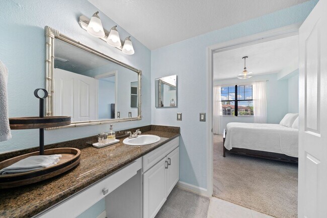 Building Photo - *** LOCATION, LOCATION, LOCATION! *** ANNUAL TURNKEY FURNISHED Rental Available NOW in Positano P...